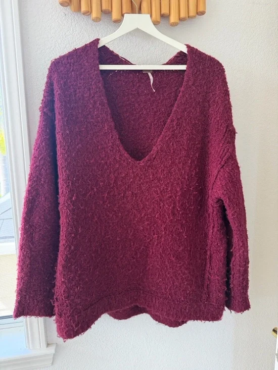 Free People Songbird V-Neck Boucle Sweater - Burgundy - Picture 4 of 4